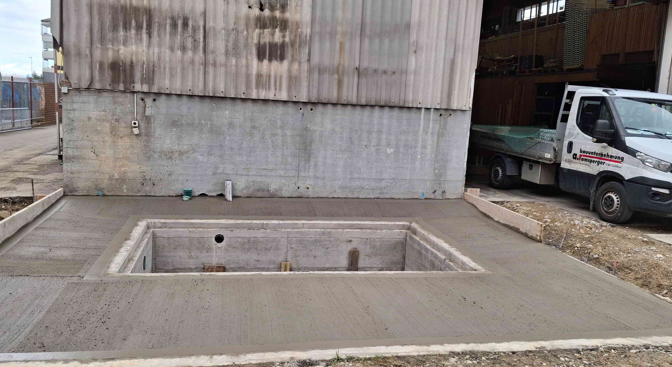 Kundenmaurer_Hauptbild